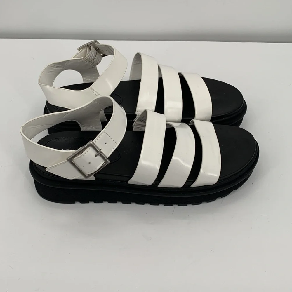 Arizona Jean Co. White Sandals Size 10 - Picture 4 of 6